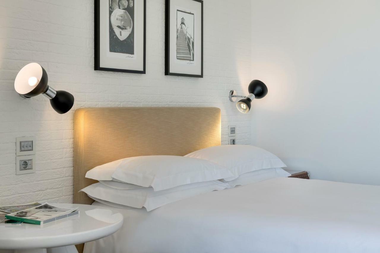 Deluxe Double Room with Sea View - Beach Included