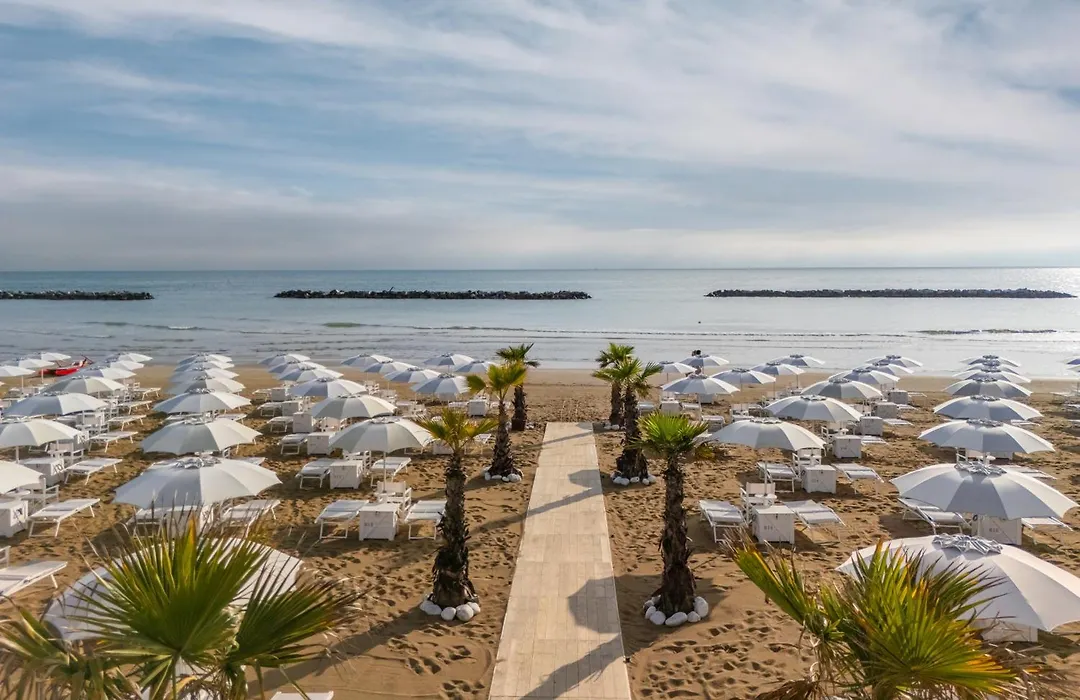 Excelsior Hotel, Spa & Lido - Preferred Hotels & Resorts-1
